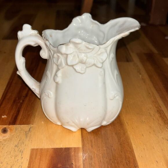 Small Porcelain Victorian Edwardian Little Creamer Pitcher Dog Theme - Picture 5 of 8